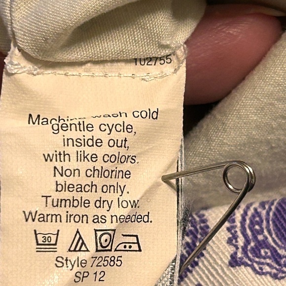 J. Crew No.2 pencil skirt in purple and cream paisley. Size 4 - Picture 8 of 8